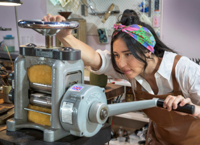 Daria Fox working on jewellery