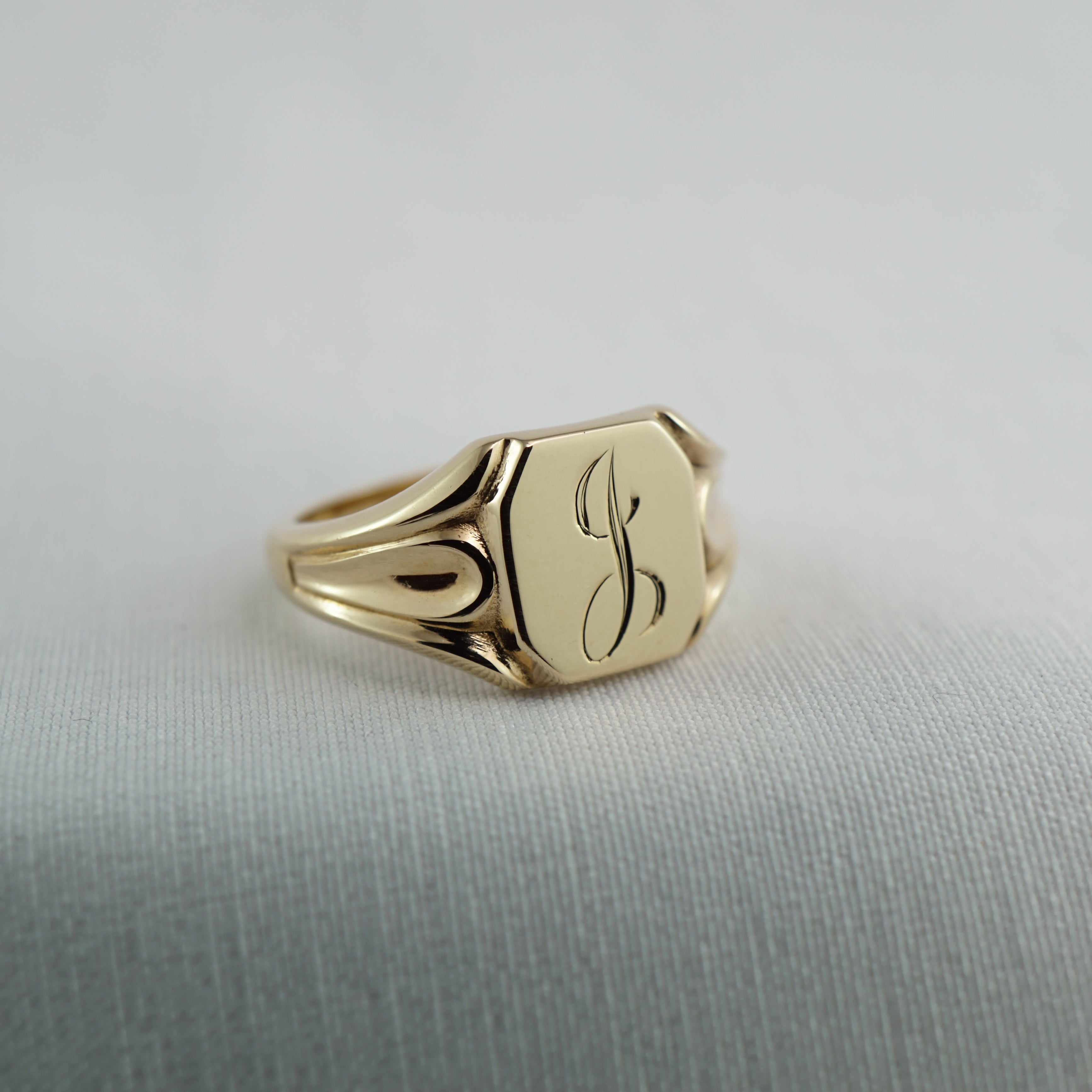 Vintage Solid Gold Signet Ring