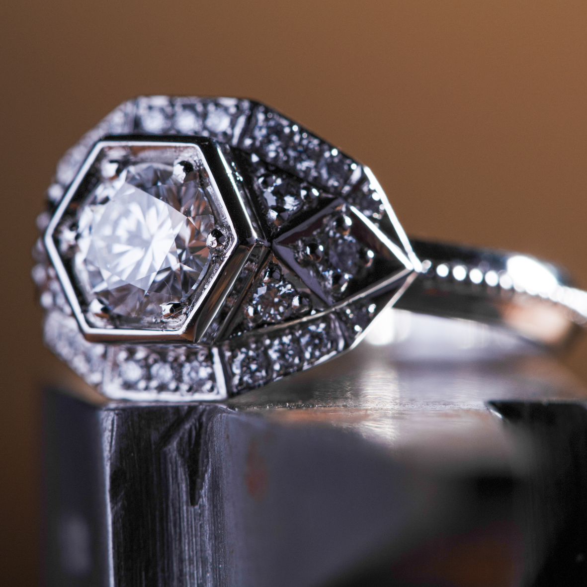 close up of platinum ring with round brilliant cut diamonds 
